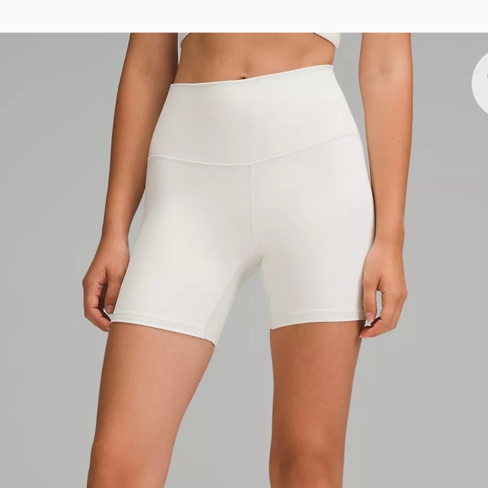 Women's align short 6in in Bone
